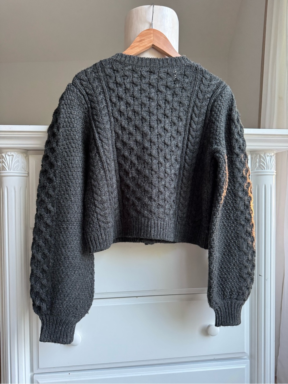 Cinq à Sept Embellished Cable Knit Cropped Cardigan Size S - Picture 10 of 15